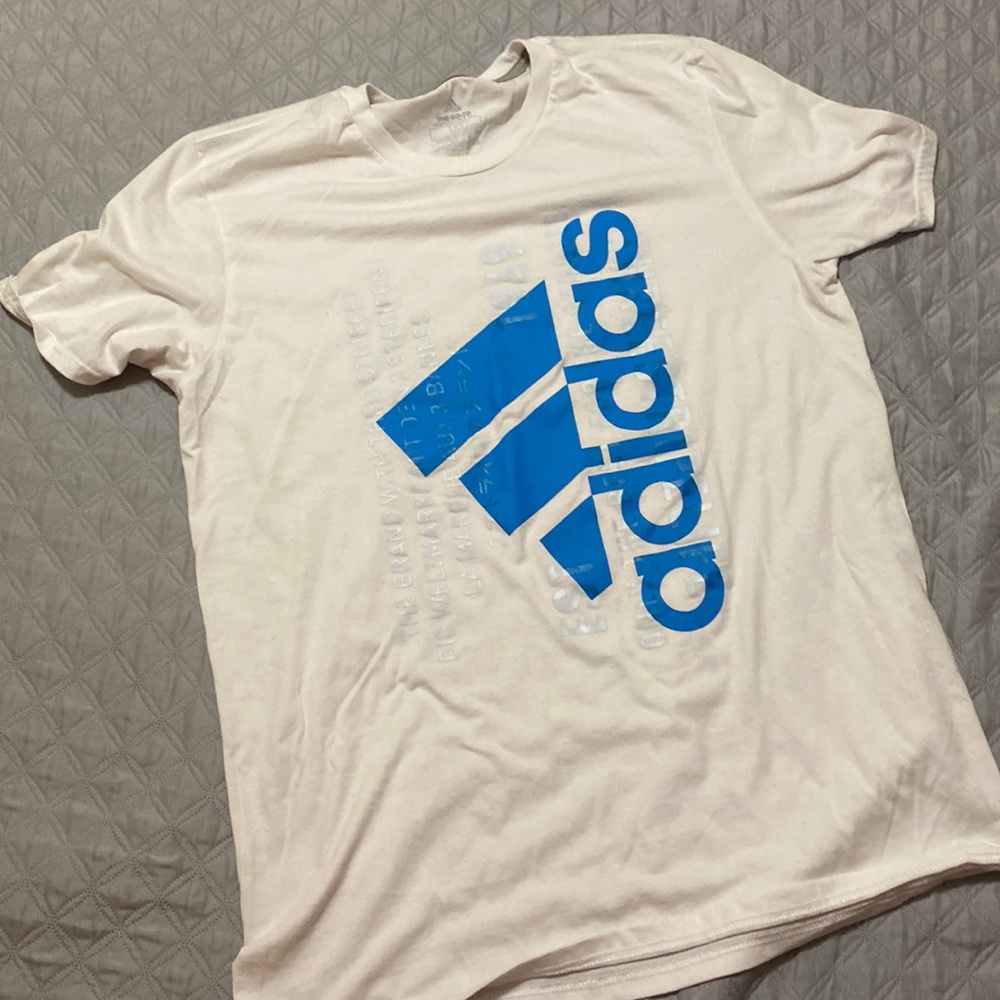 Men’s Size Large Adidas T-shirt